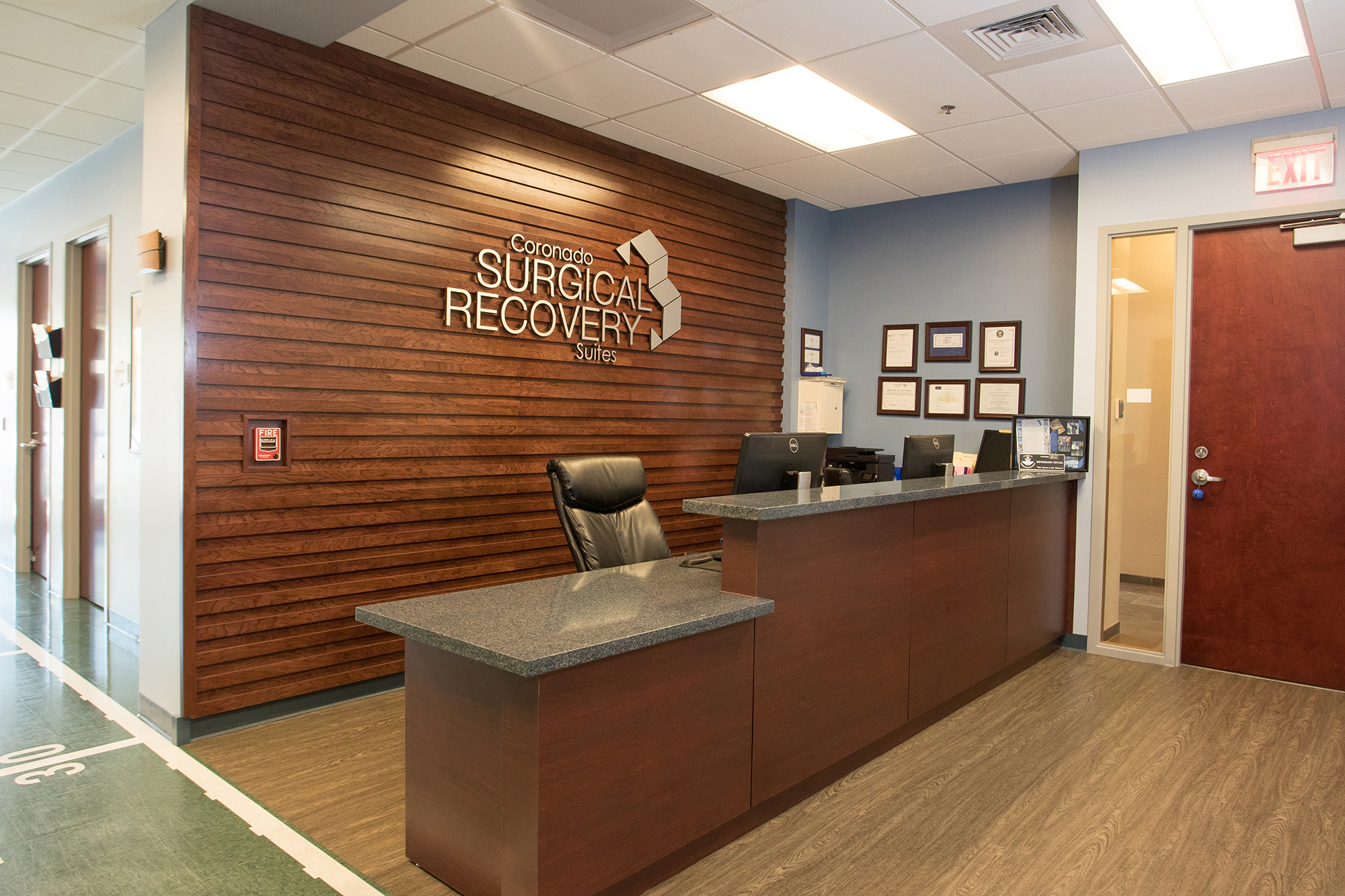 Front desk of the after-surgery recovery area at Crovetti Orthopaedics